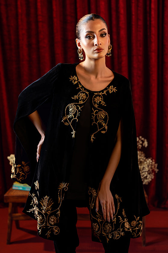 Black Hand-Embroidered Velvet Cape Set (2-Piece) - Image 3