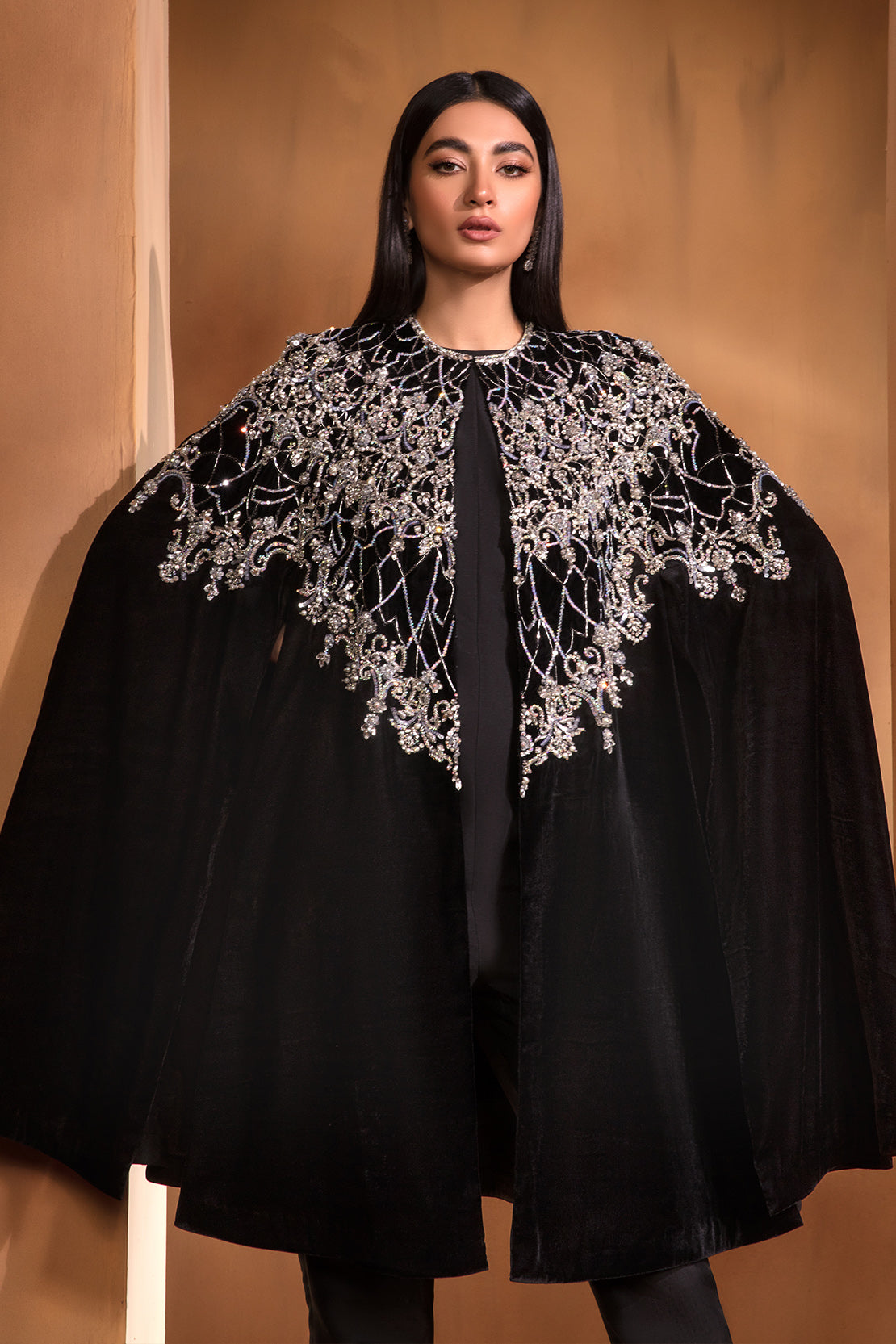 Pakistani Black Swarovski Embellished Velvet Cape (2-Piece) - Image 5