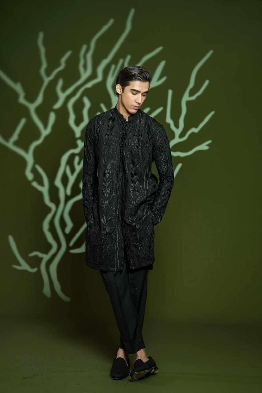 Black Embroidered Blended Kurta Set (2-Piece) - Image 4