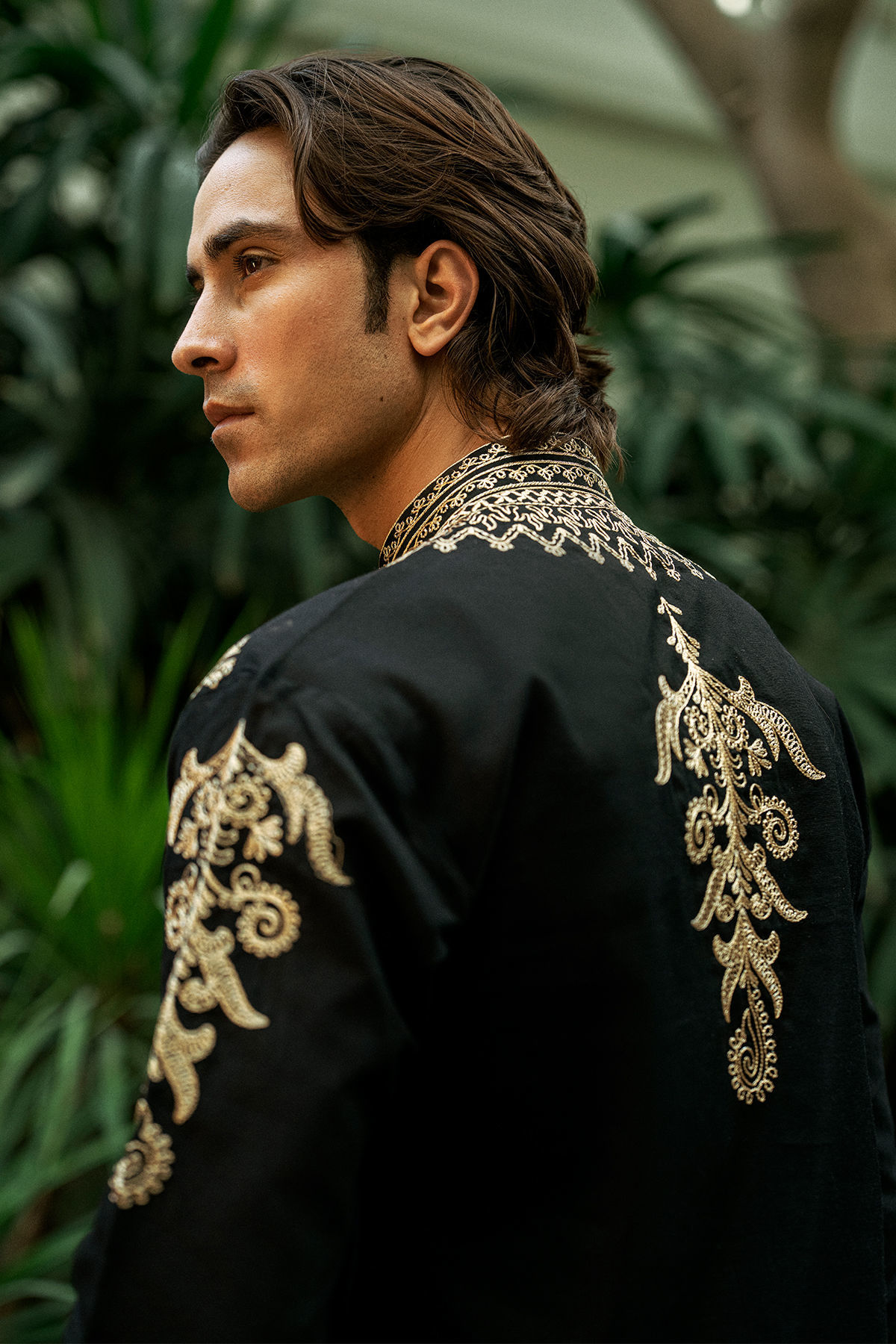 Black Embroidered Cotton-Silk Kurta (2-Piece) - Image 9