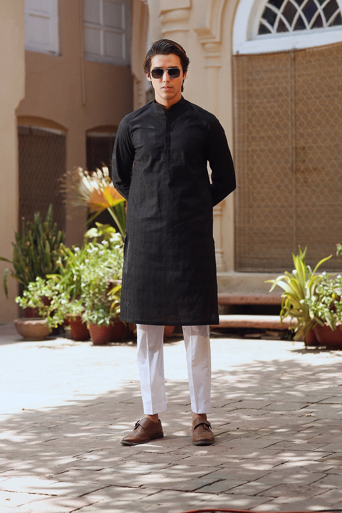 Black Embroidered Egyptian Cotton Lawn Kurta (2-Piece) - Image 1