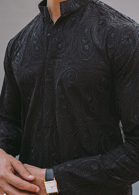 Black Embroidered Luxury Lawn Kurta (2-Piece) - Image 3