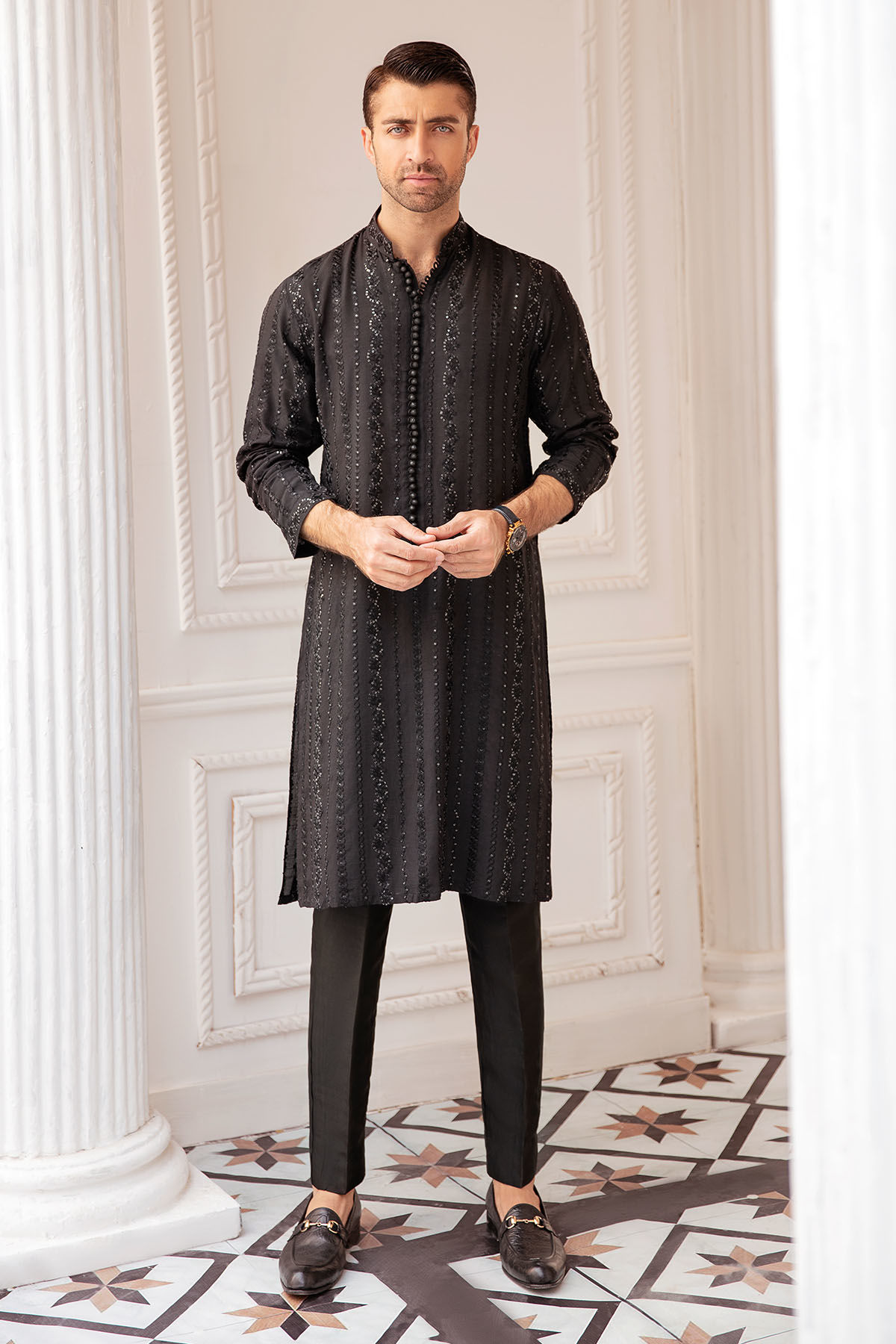 Black Self-Embroidered Raw Silk Kurta (2-Piece) - Image 1