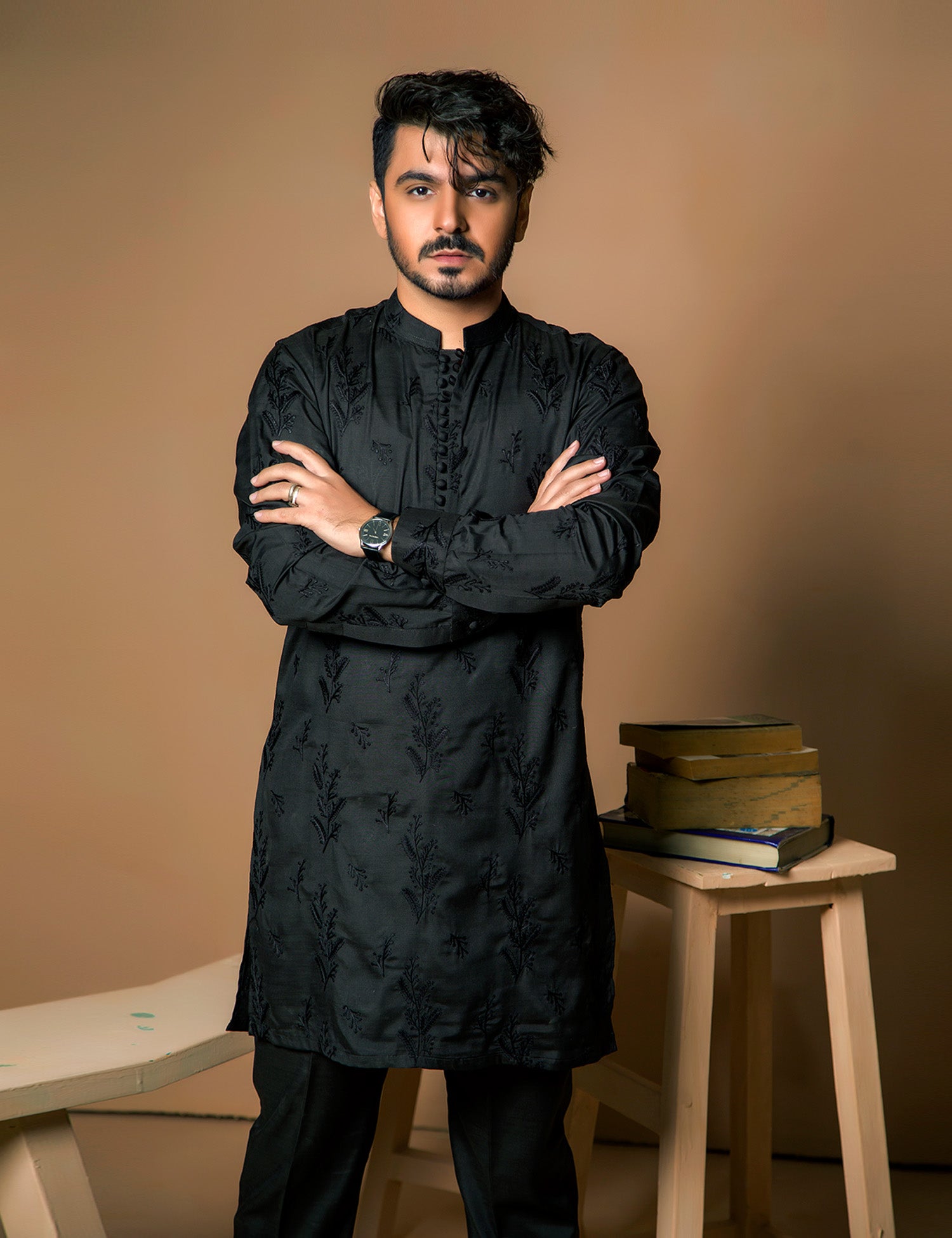 Black Embroidered Slub Kurta Set (2-Piece) - Image 4