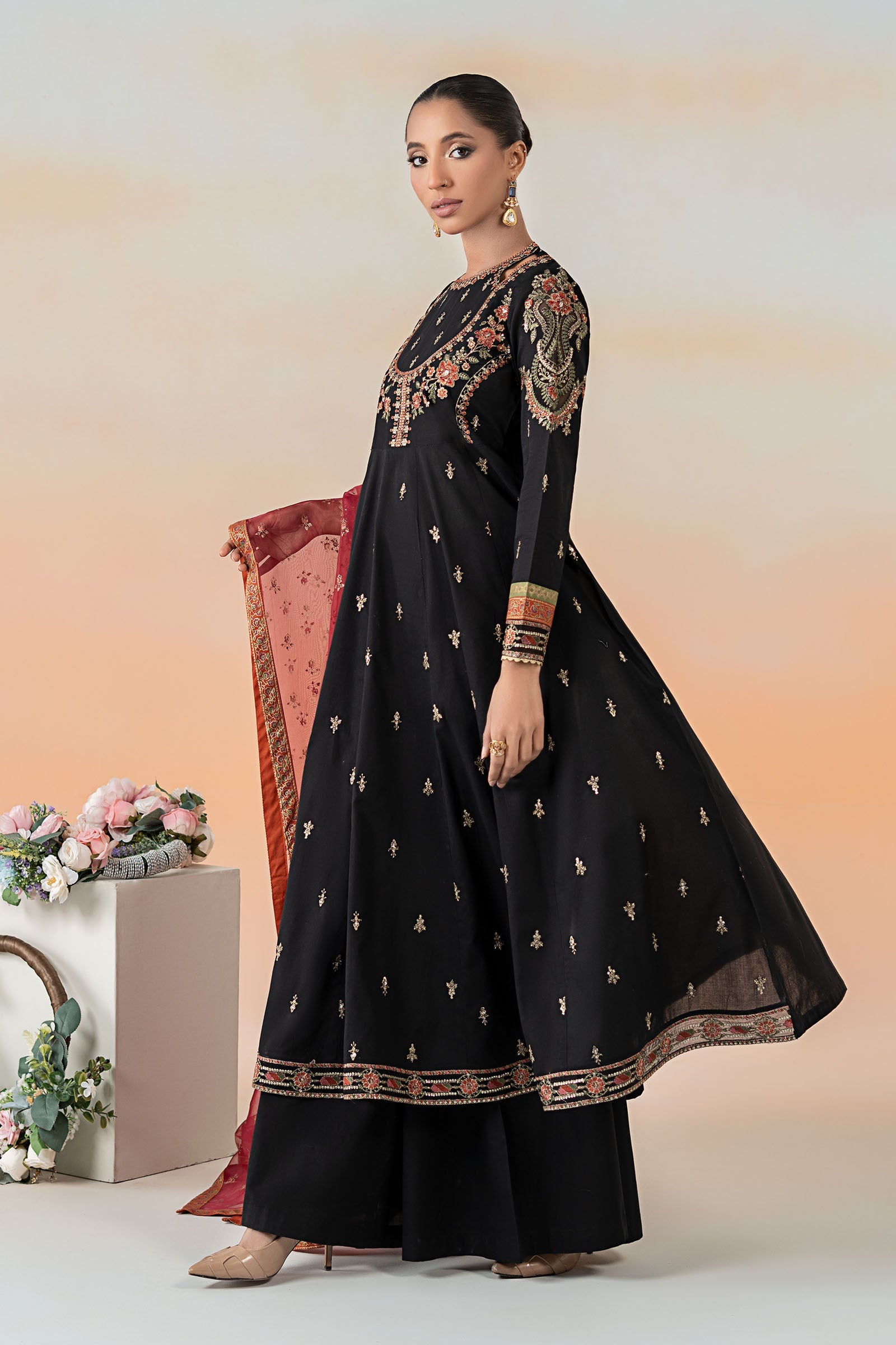 Black Embroidered Lawn Frock (3-Piece) - Image 6