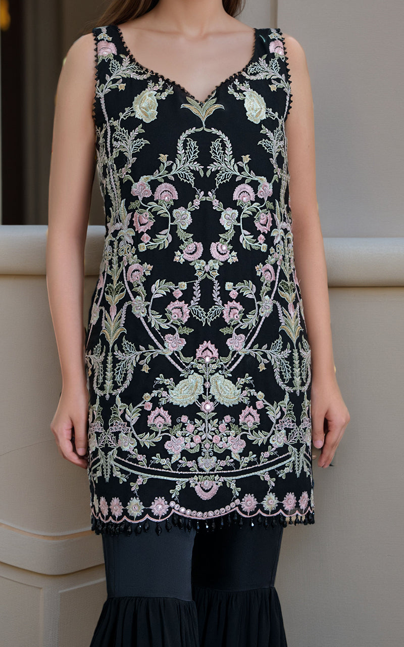 Black Embroidered Chiffon Gharara Set (2-Piece) - Image 4