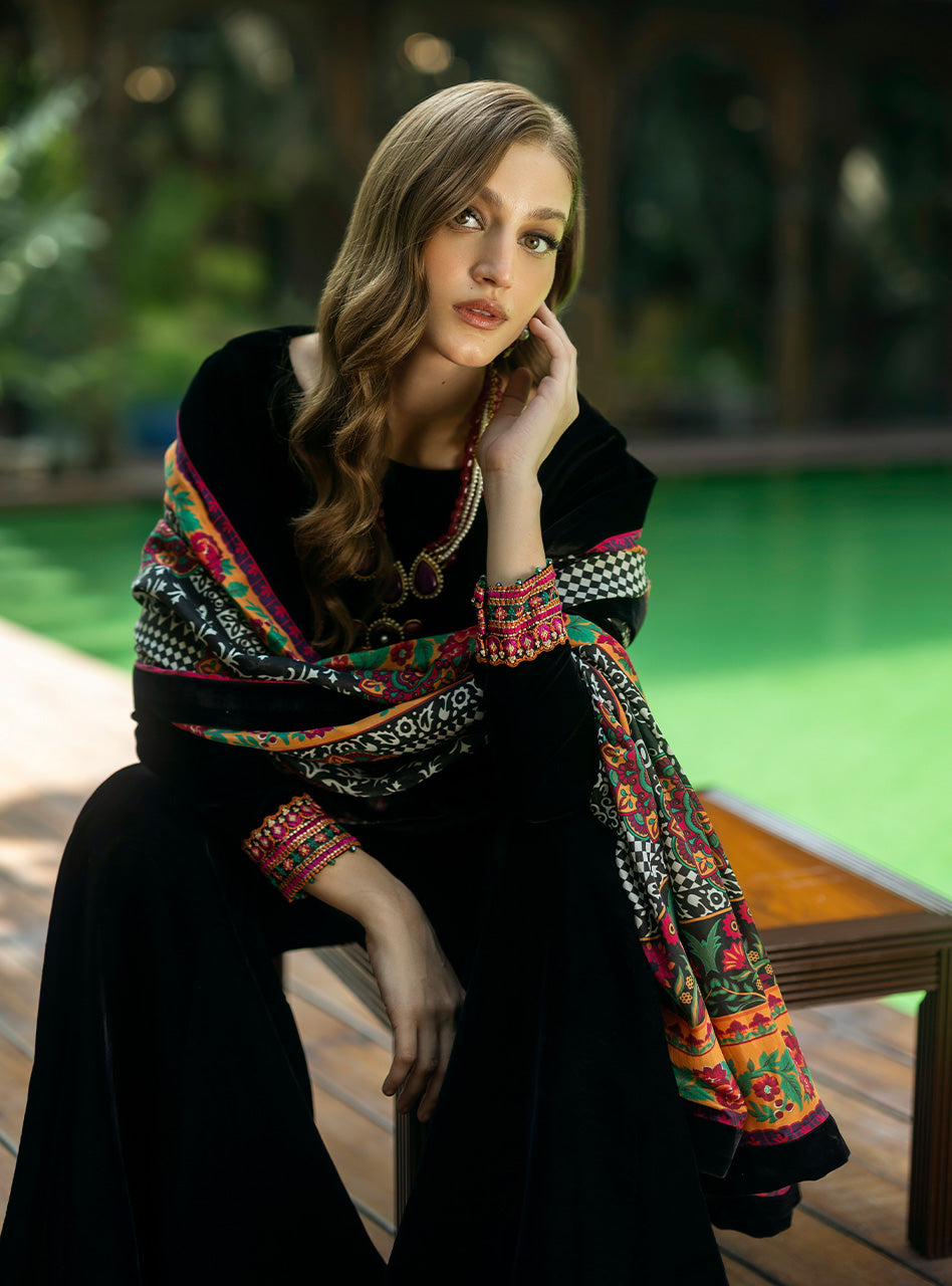 Onyx Black Embroidered Velvet Gharara (3-Piece) - Image 3