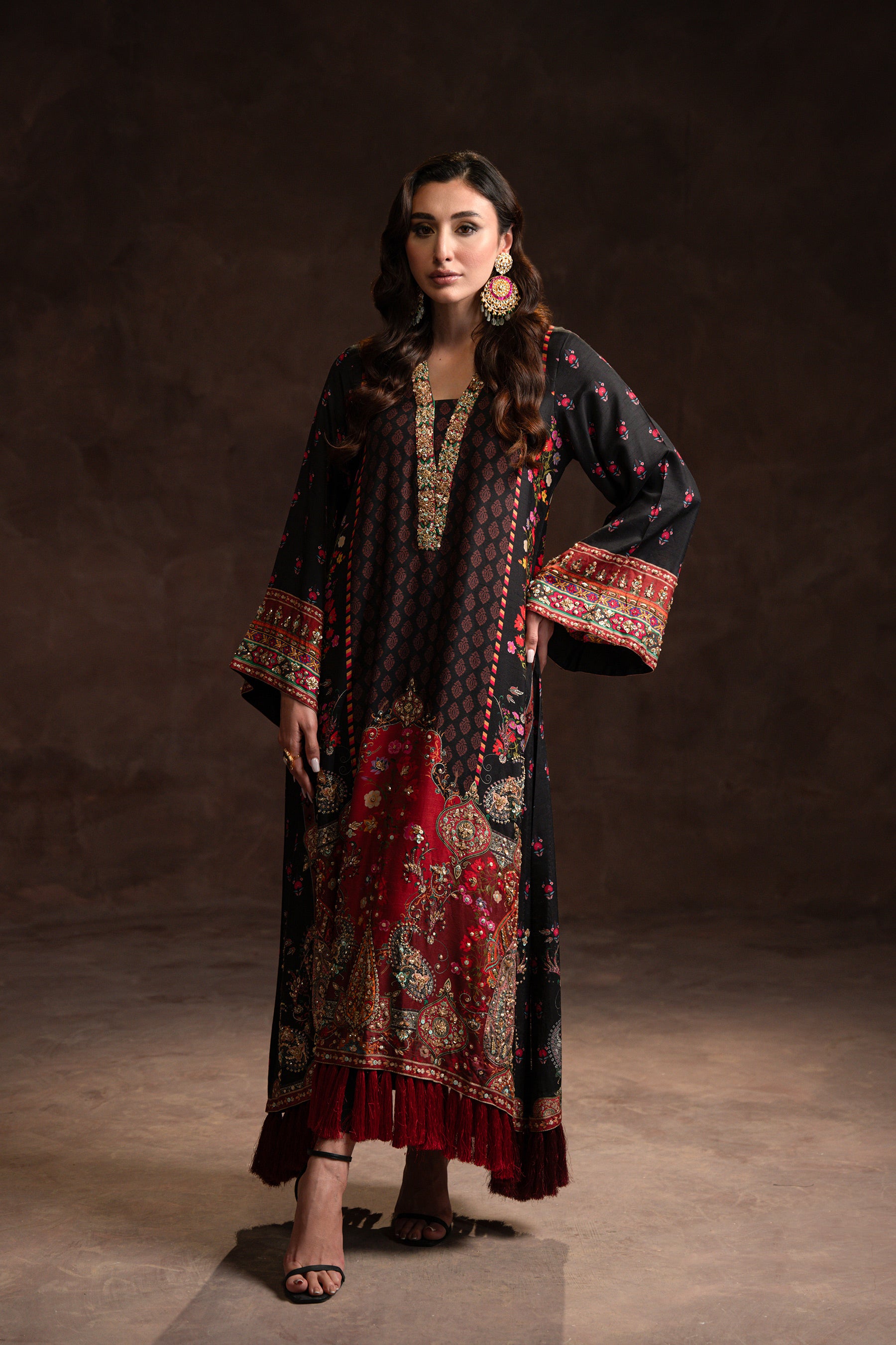 Black Gold Embellished Blended Raw Silk Kaftan (2-Piece) - Image 1