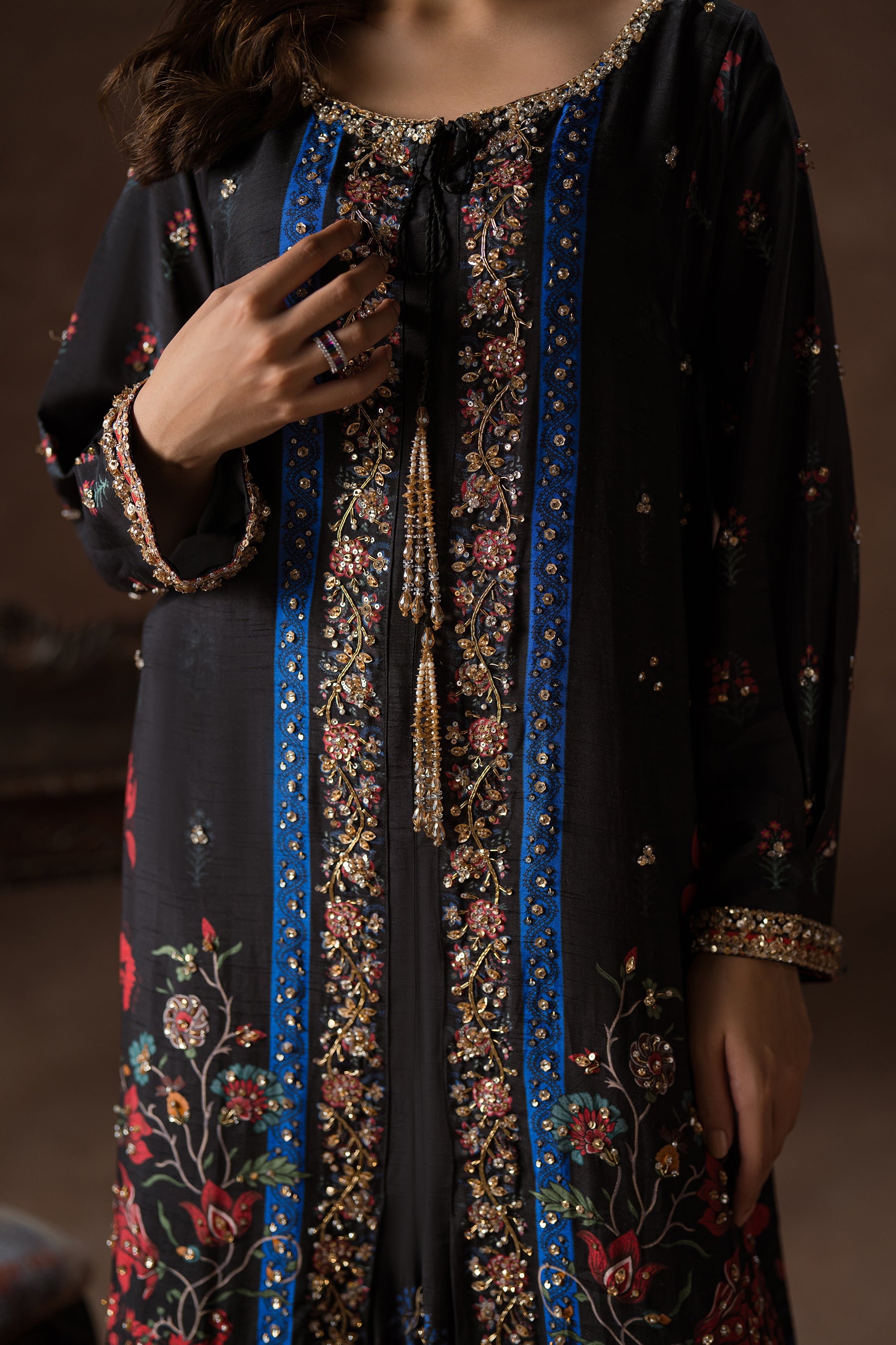 Pakistani Black Beaded Embroidered Silk Kaftan Set (2-Piece) - Image 6