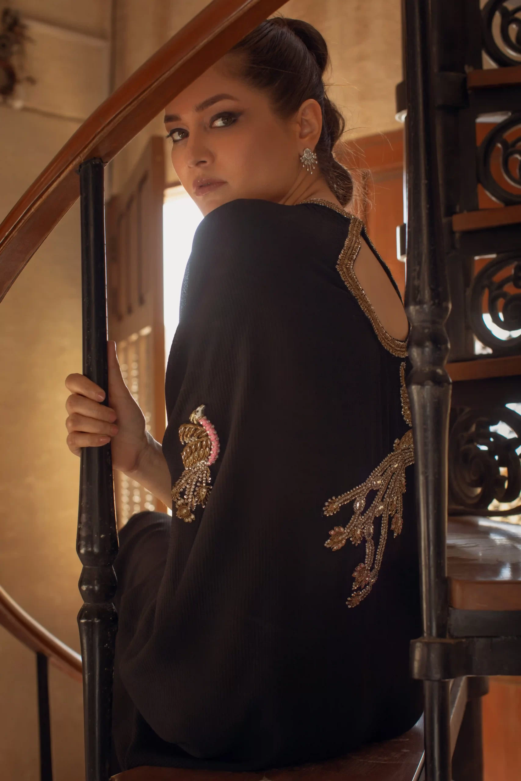 Black Hand-Embroidered Chiffon Kaftan (1-Pc) - Image 5