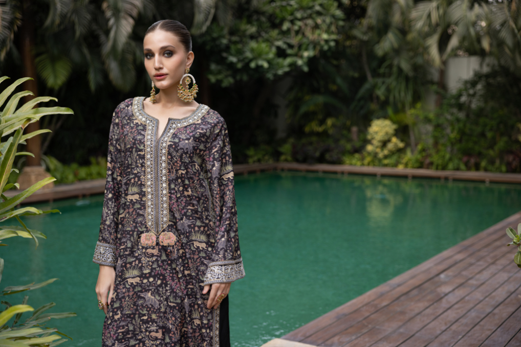 Black Shikargah Print Crepe Georgette Kaftan (2-Piece) - Image 6