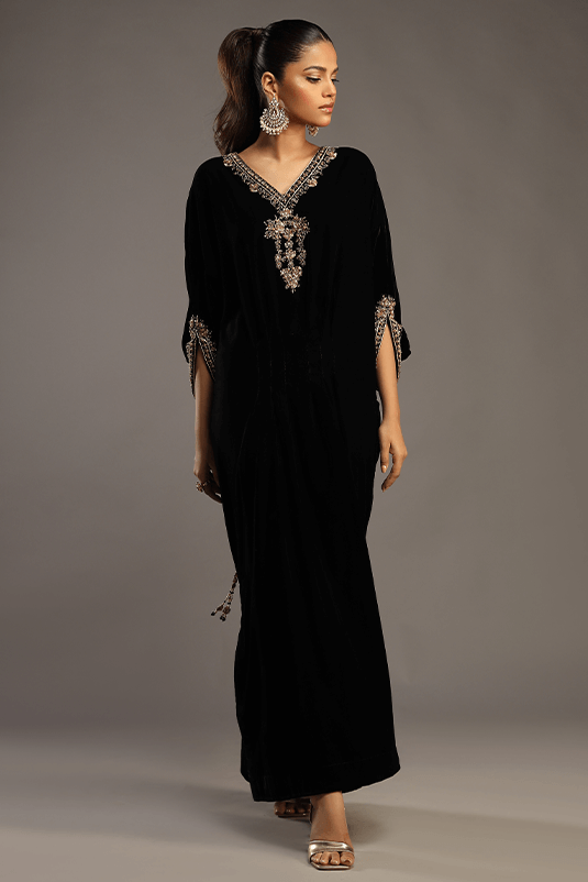 Black Hand-Embroidered Velvet Kaftan (1-Pc) - Image 2