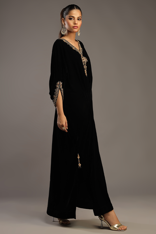 Black Hand-Embroidered Velvet Kaftan (1-Pc) - Image 3