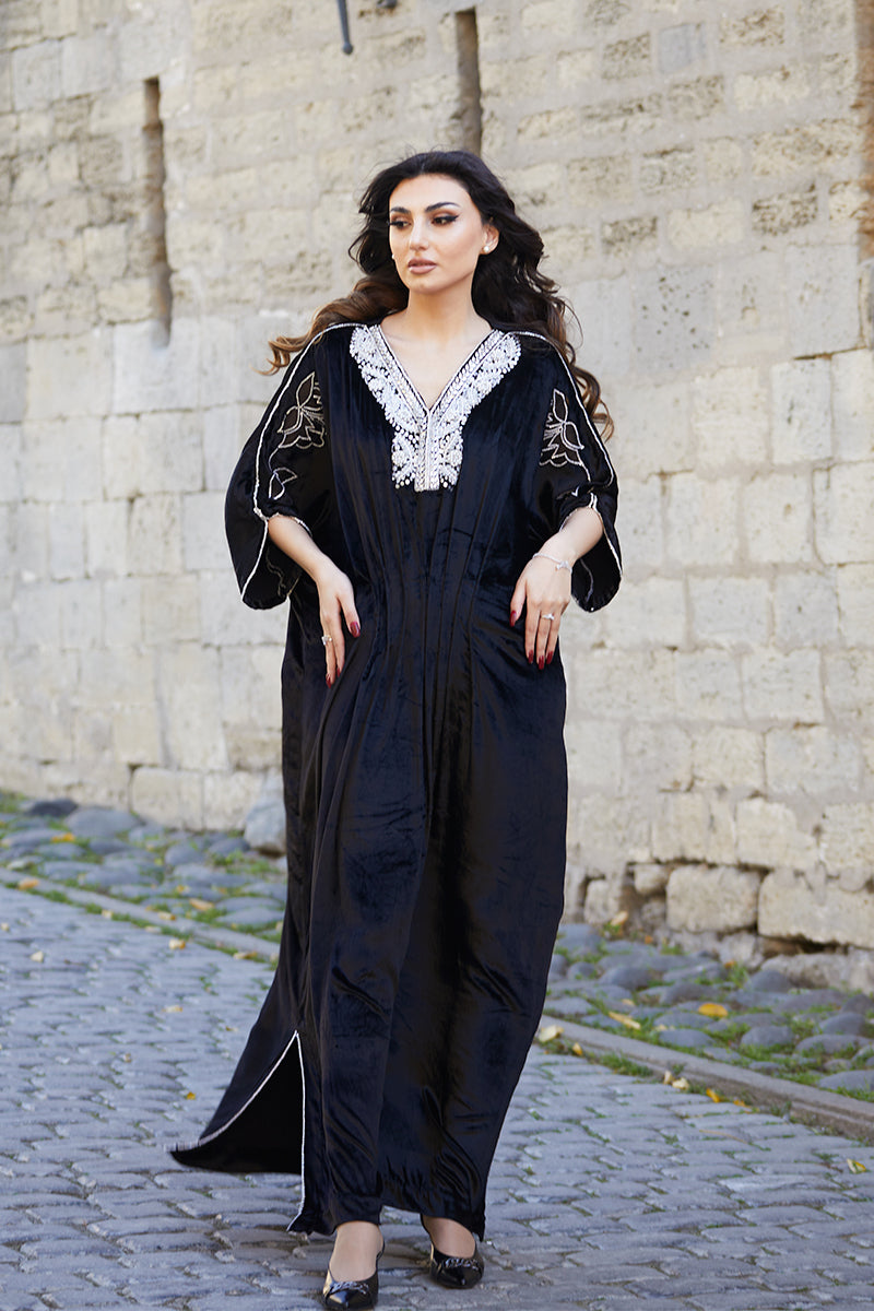 Black Embellished Velvet Kaftan (1-Pc) - Image 7