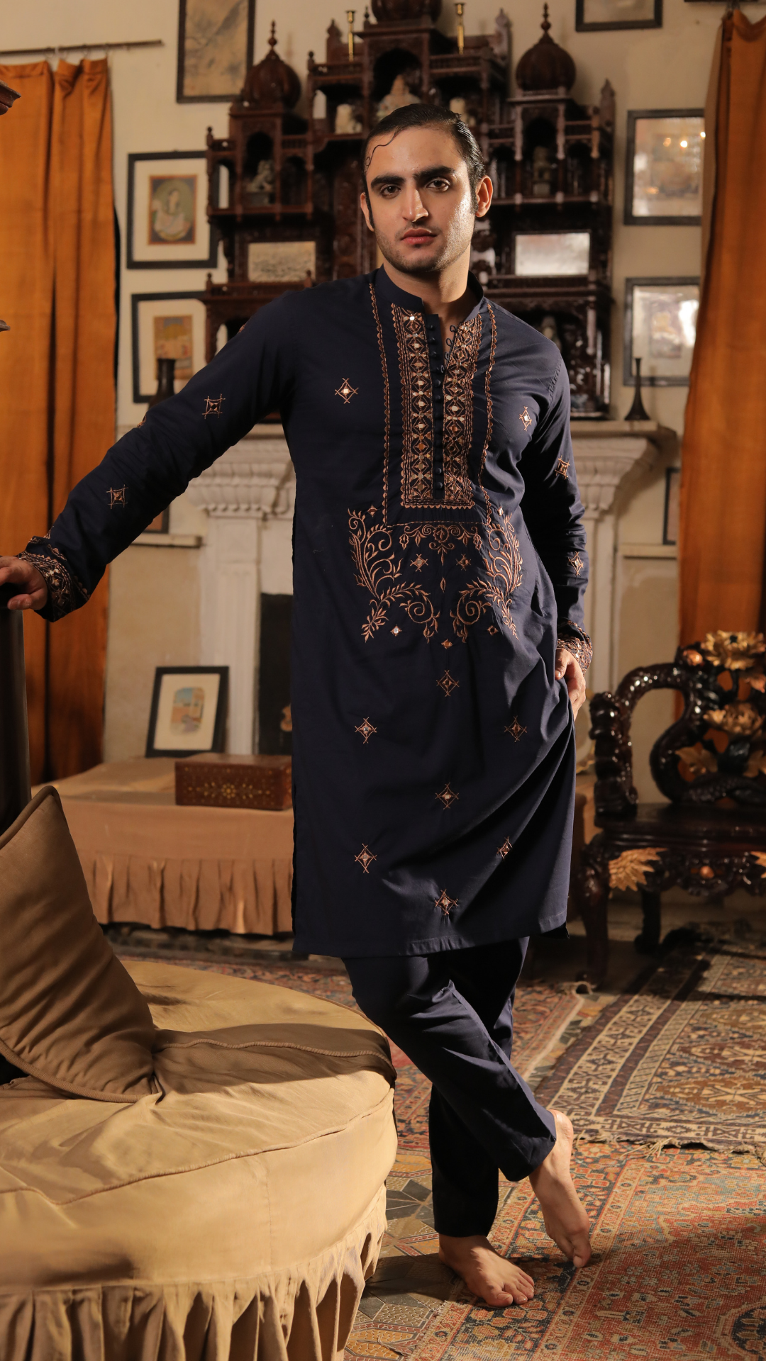 Black Mirror Work Cotton Kurta Set (2-Piece) - Image 3