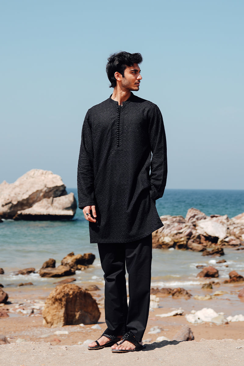 Black Geometric Embroidered Kurta Pajama (2-Piece) - Image 1