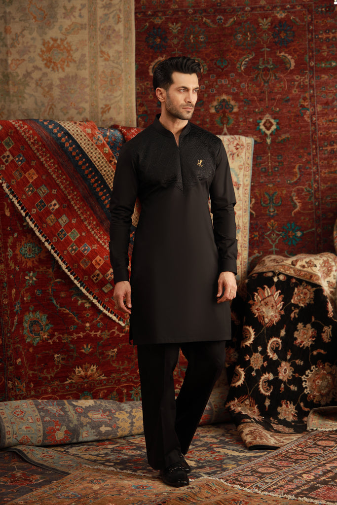Black Self-Foam Pattern Kurta Pajama (2-Piece) - Image 1