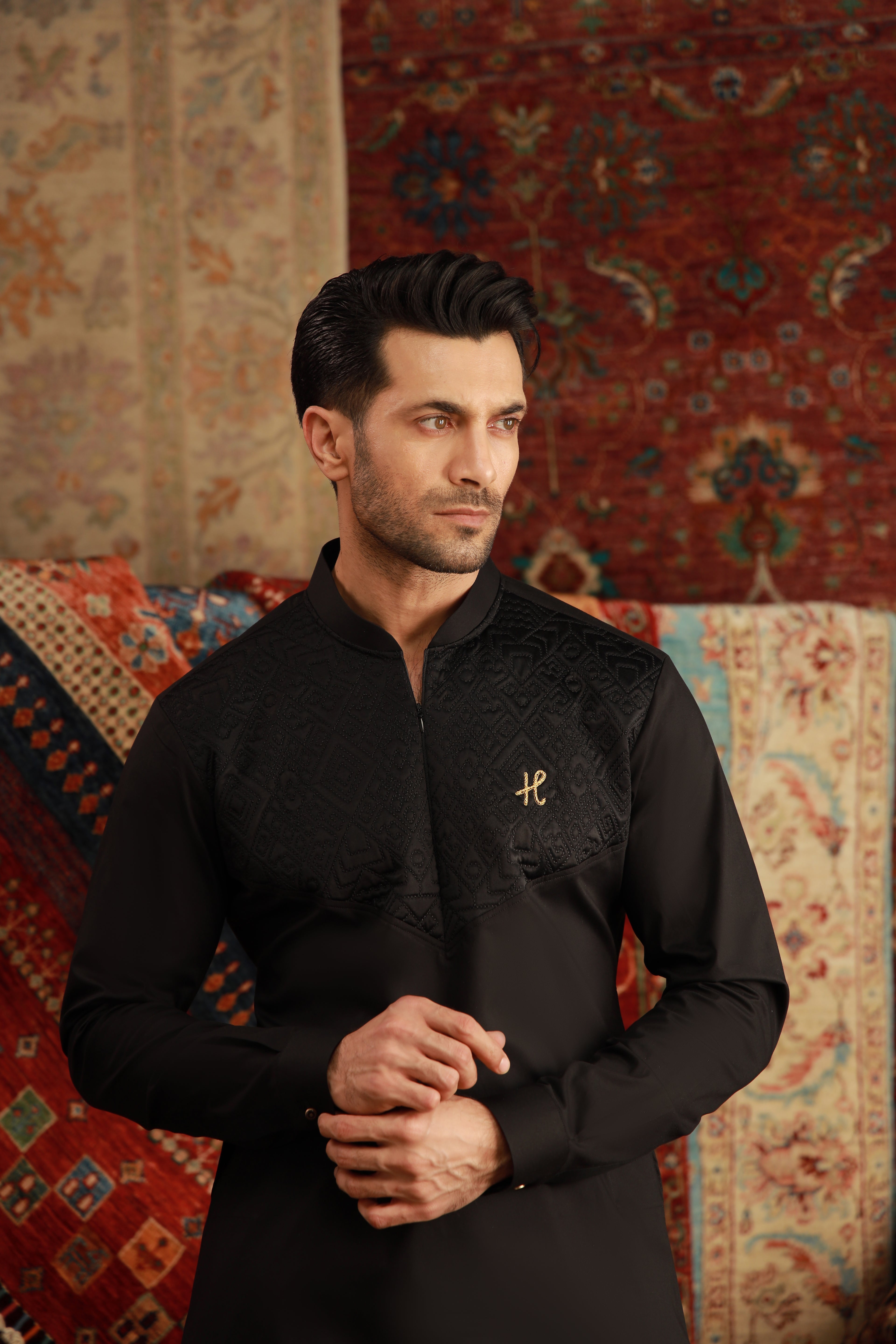 Black Self-Foam Pattern Kurta Pajama (2-Piece) - Image 5