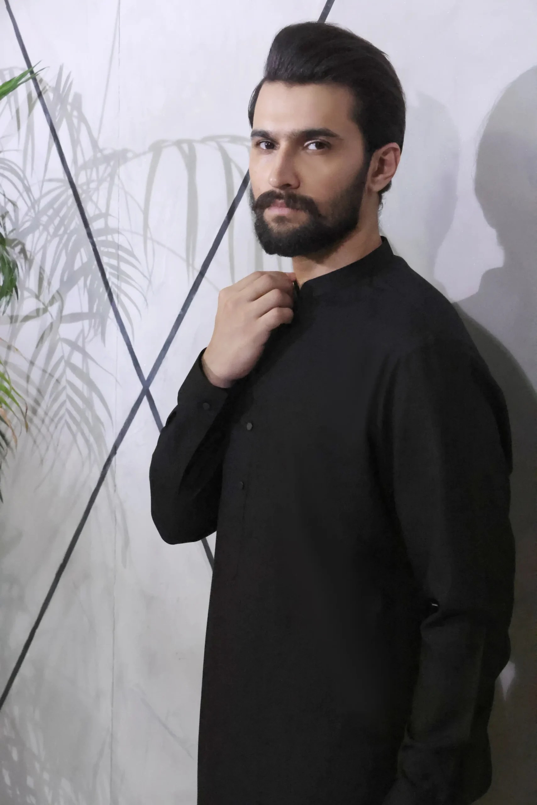 Black Cotton Blend Kurta Pajama (2-Piece) - Image 2