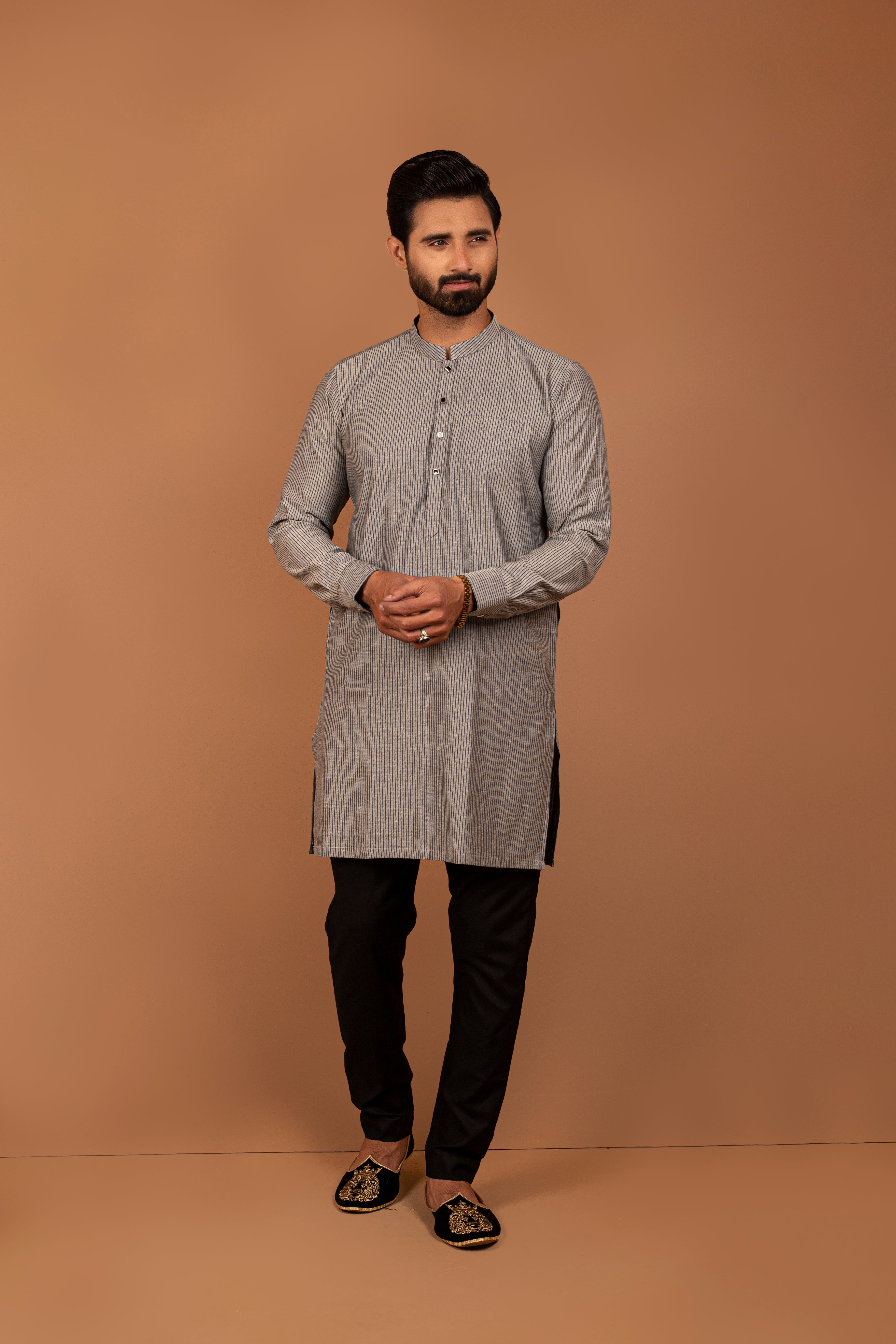 Black Cotton Blend Kurta Pajama (2-Piece) - Image 1