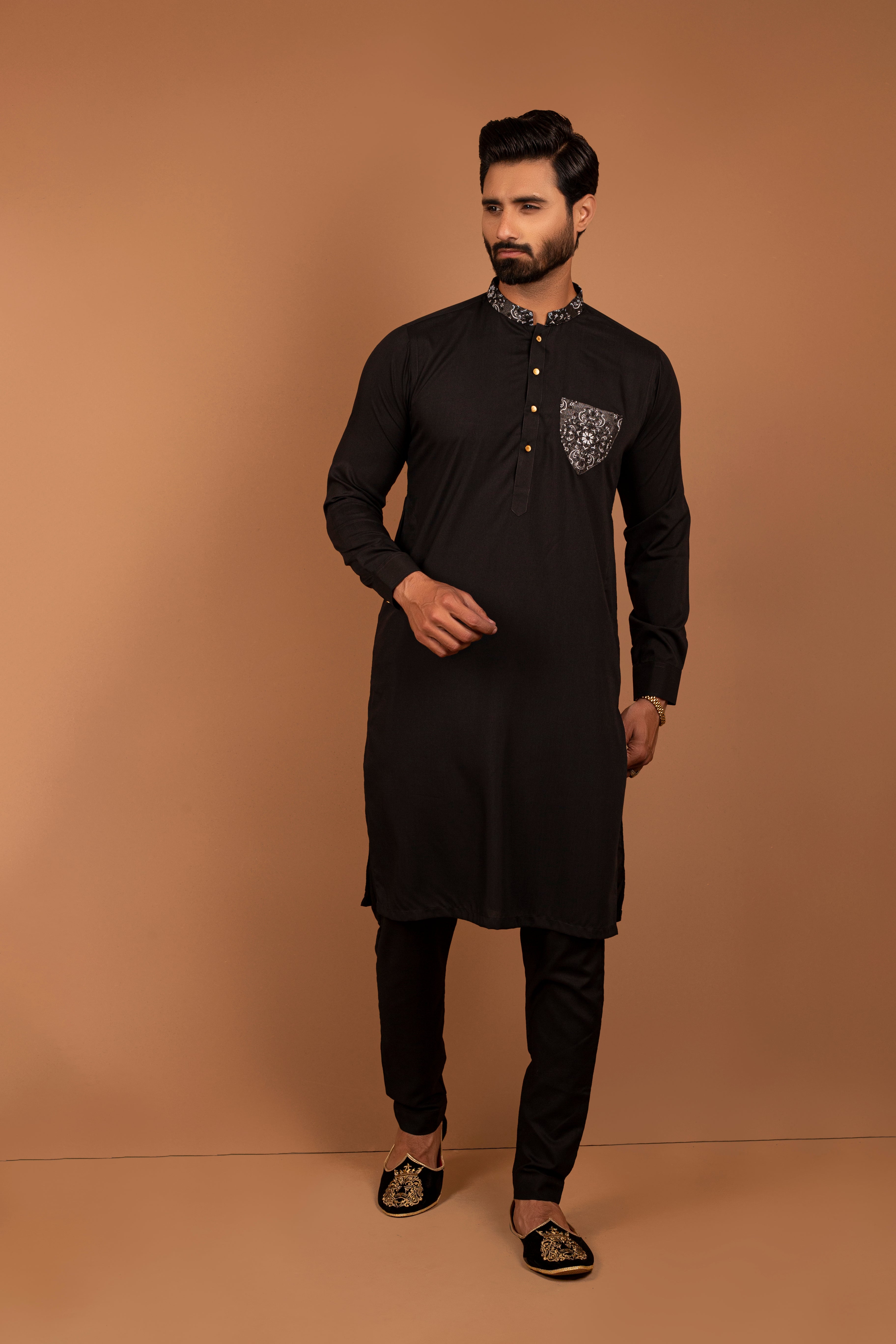Black Printed Collar Cotton Blend Kurta Pajama (2-Piece) - Image 1