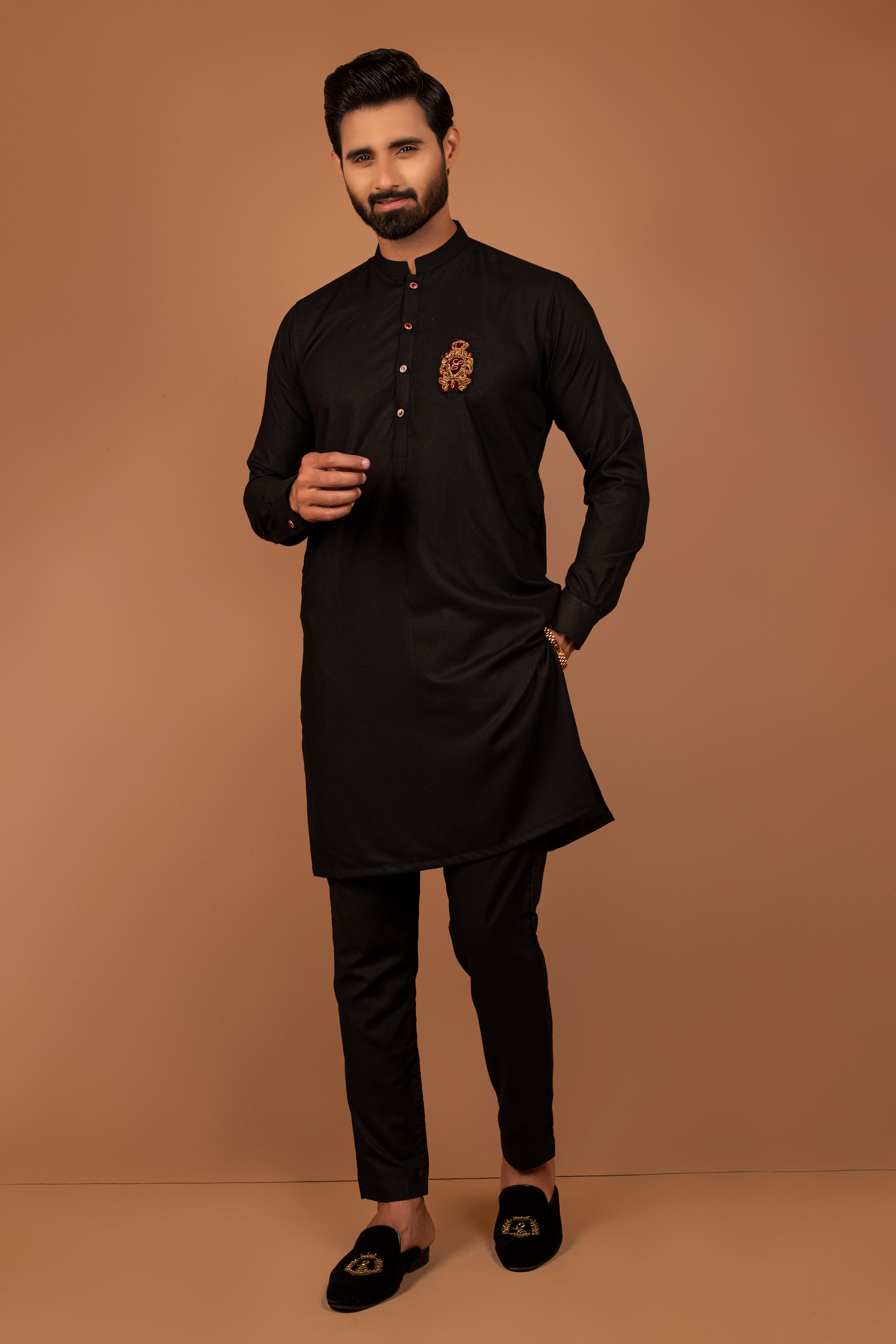 Black Embroidered Cotton-Polyester Kurta Pajama (2-Piece) - Image 2