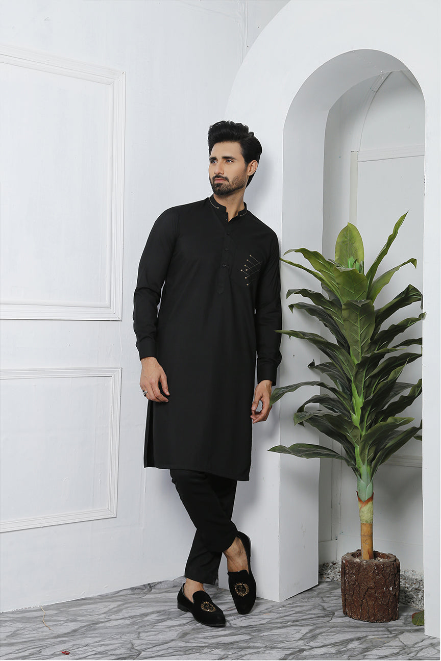 Black Embroidered Cotton-Silk Kurta Pajama (2-Piece) - Image 1
