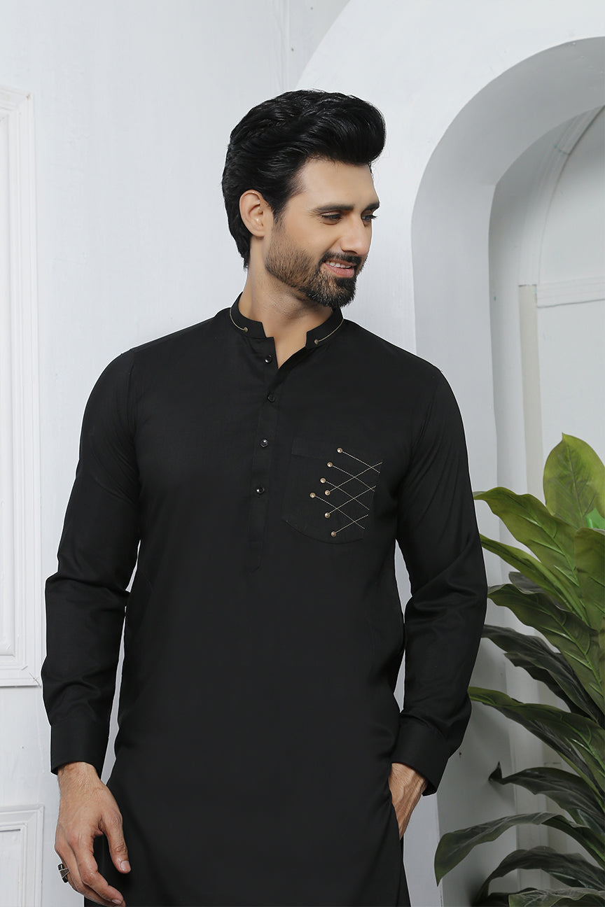 Black Embroidered Cotton-Silk Kurta Pajama (2-Piece) - Image 3