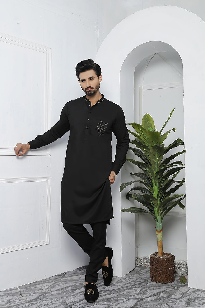 Black Embroidered Cotton-Silk Kurta Pajama (2-Piece) - Image 4