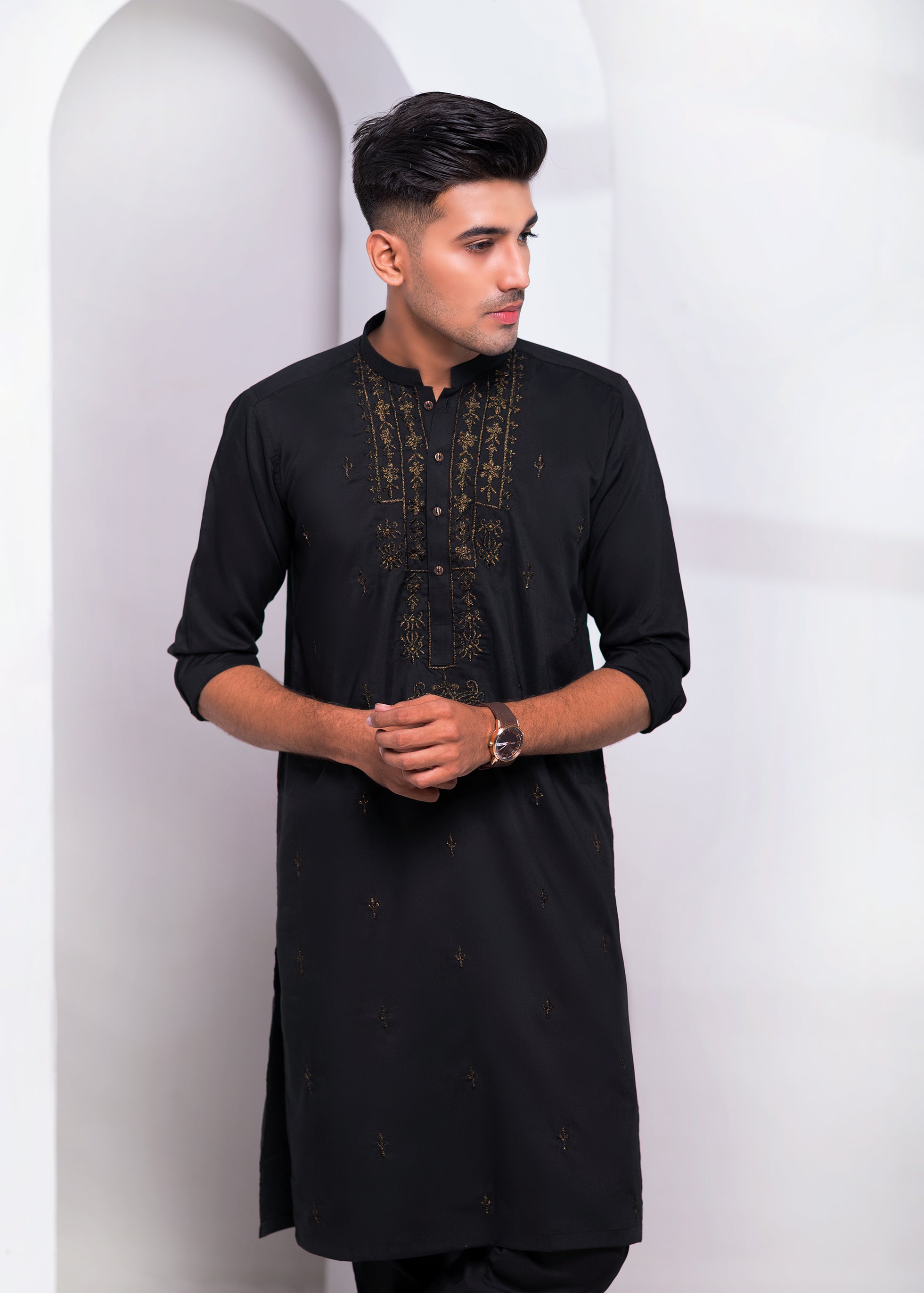 Black Zari Embroidered Cotton-Silk Kurta Pajama (2-Piece) - Image 1