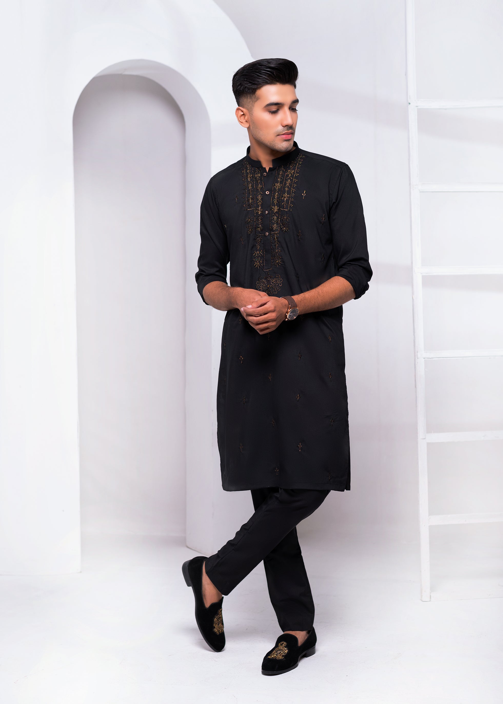 Black Zari Embroidered Cotton-Silk Kurta Pajama (2-Piece) - Image 3