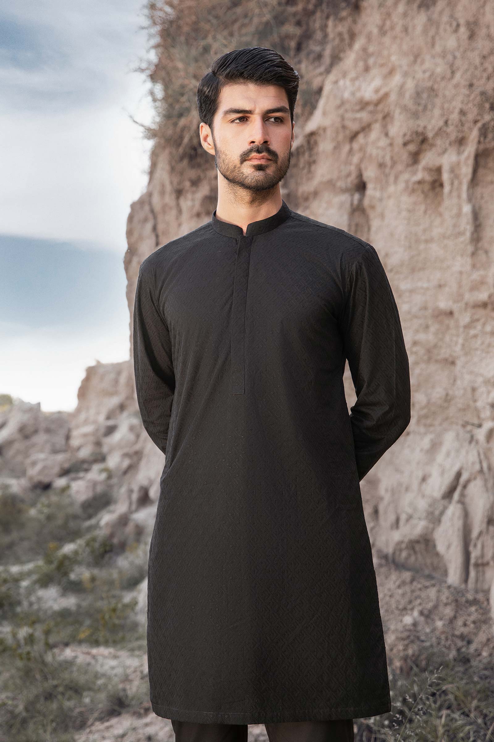 Black Textured Cotton Kurta Pajama (2-Piece) - Image 5