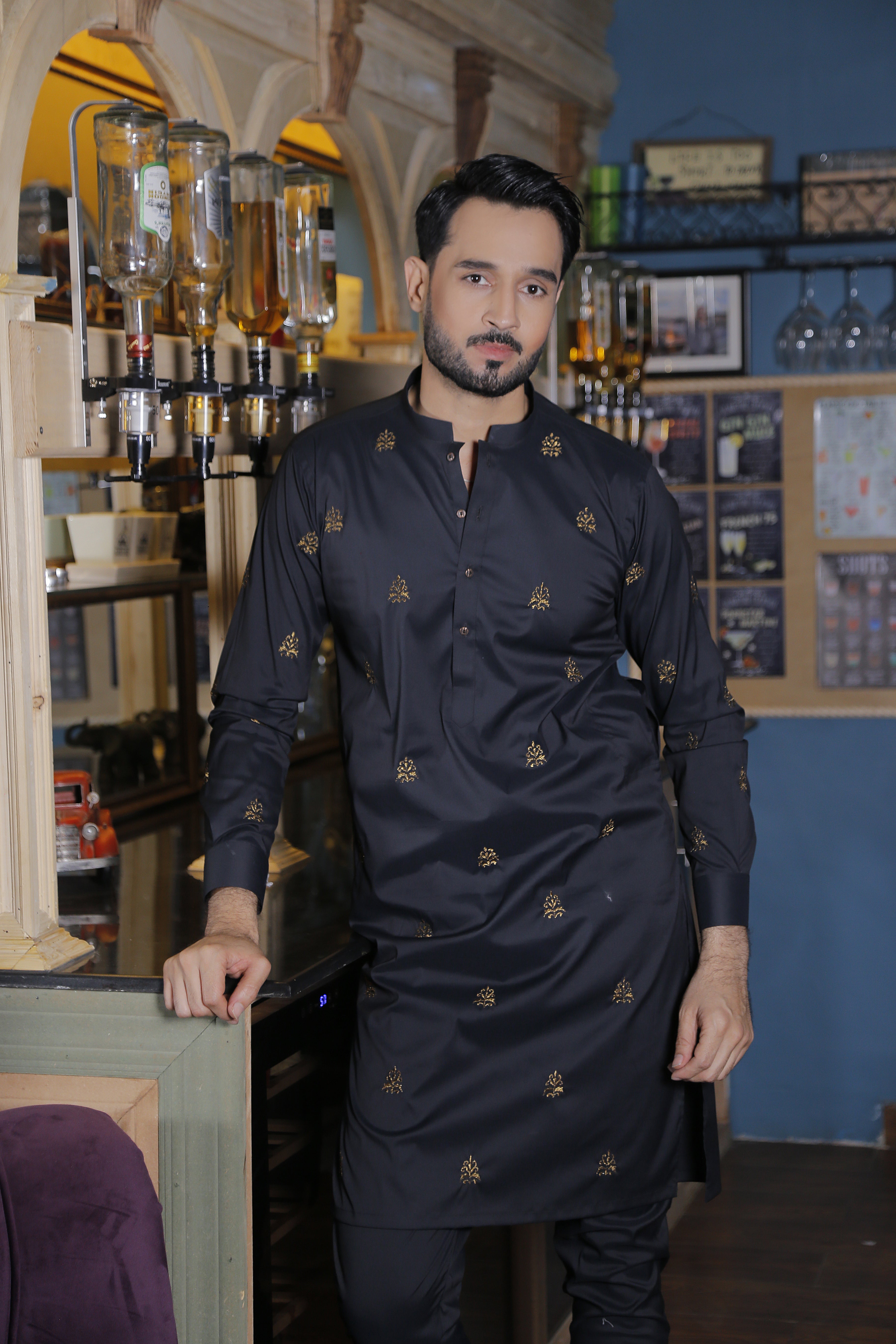 Black Embroidered Cotton Kurta Pajama (2-Piece) - Image 3