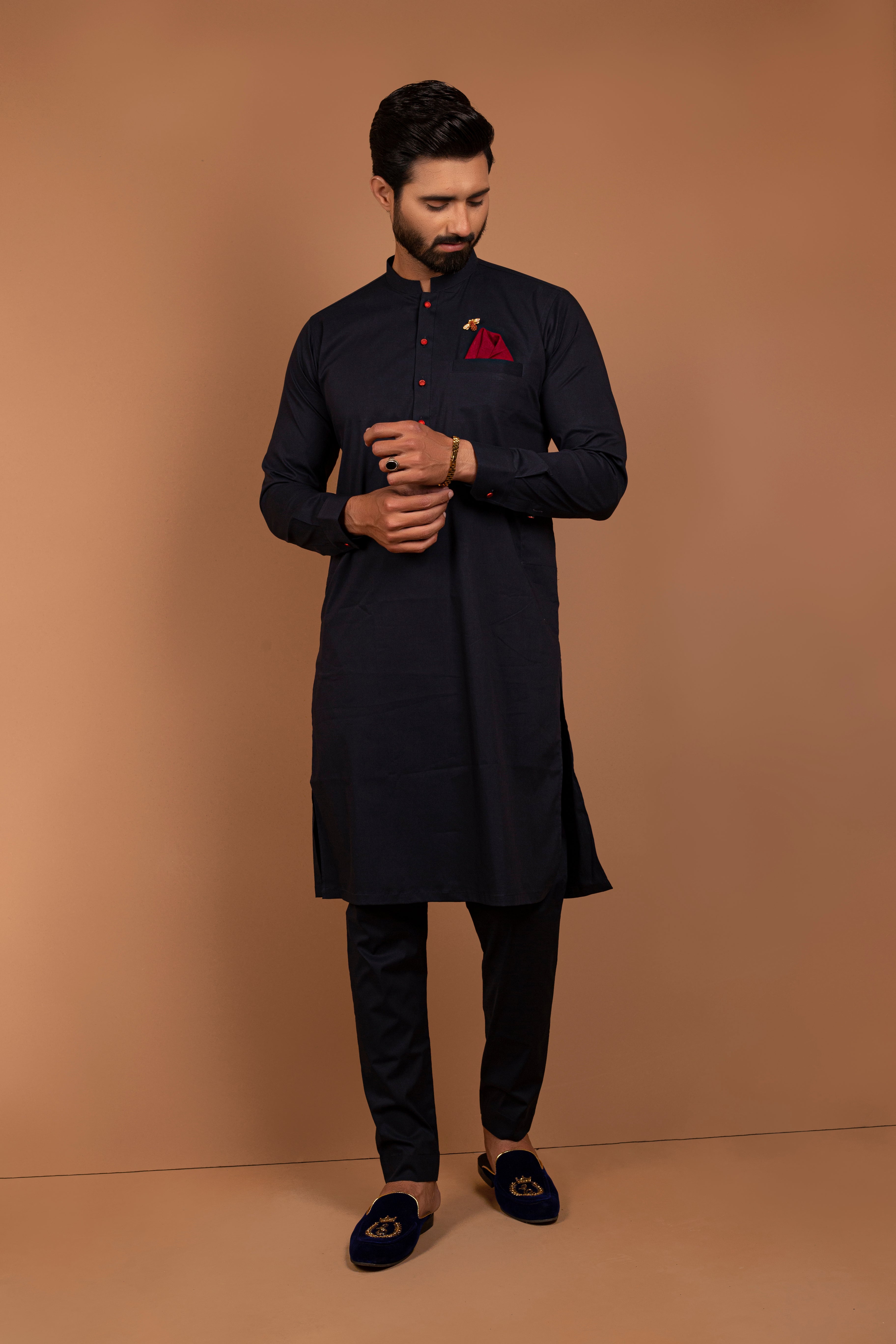 Black Cotton Kurta Pajama with Red Accents (2-Piece) - Image 1