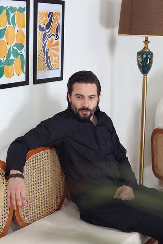 Black Pleated Cotton Kurta Pajama (2-Piece) - Image 2