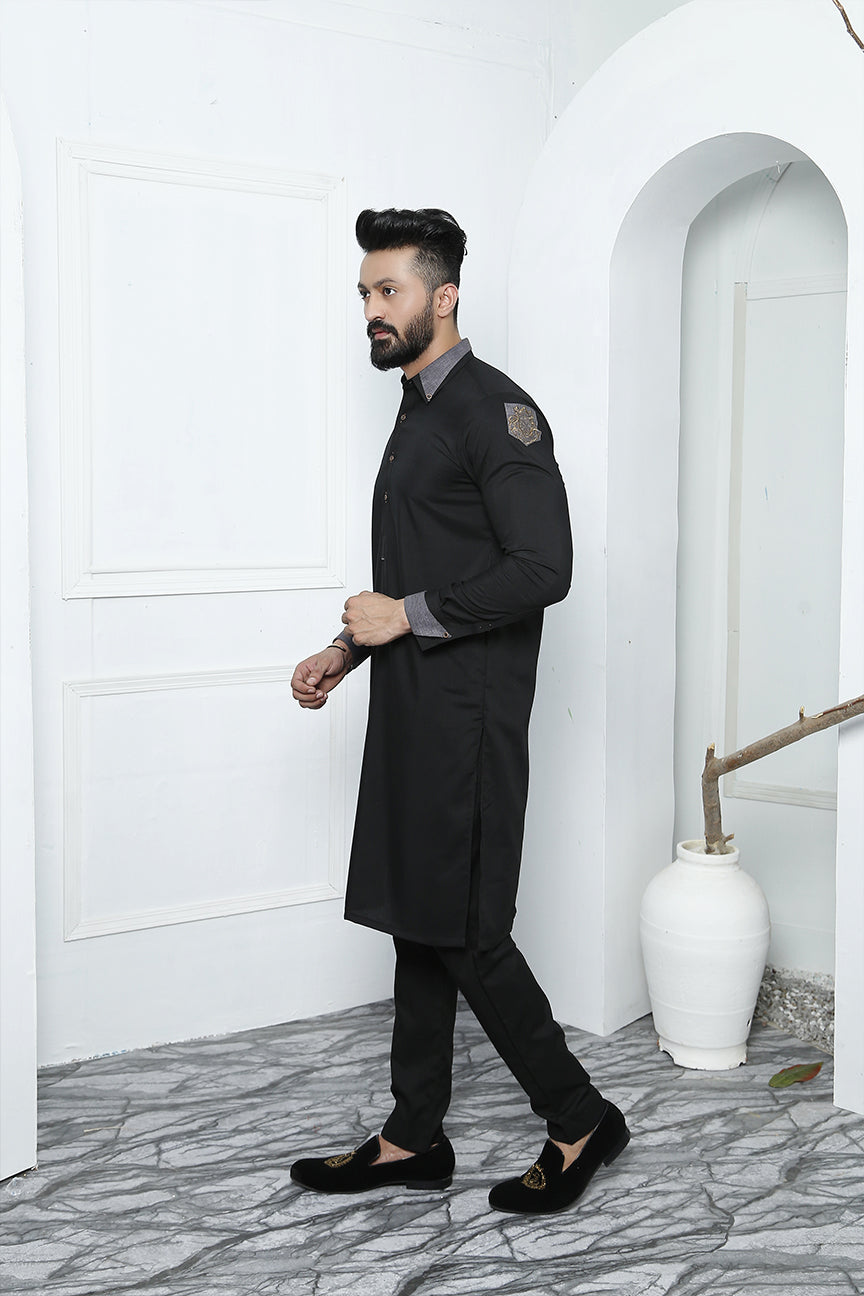Black Embroidered Kurta Pajama (2-Piece) - Image 4