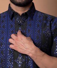 Black & Navy Blue Cotton Jacquard Kurta Set (2-Piece) - Image 3