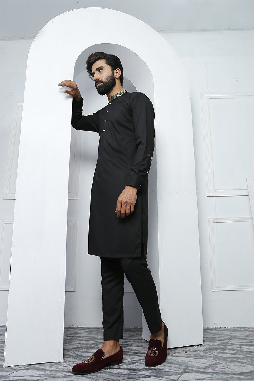 Black Embellished Poly Viscose Kurta Pajama (2-Piece) - Image 2