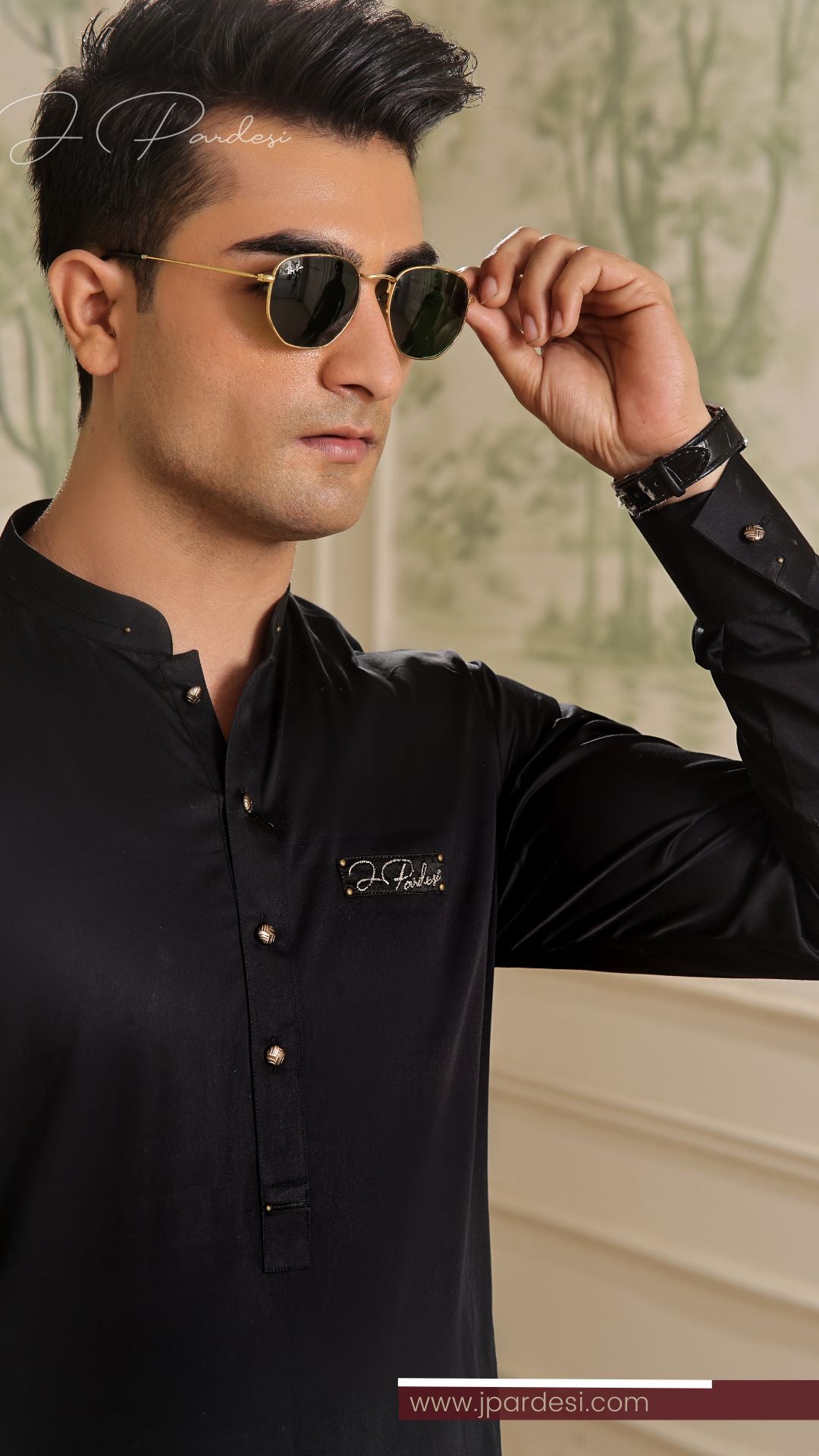 Black Embroidered Shiny Cotton Kurta Pajama (2-Piece) - Image 4