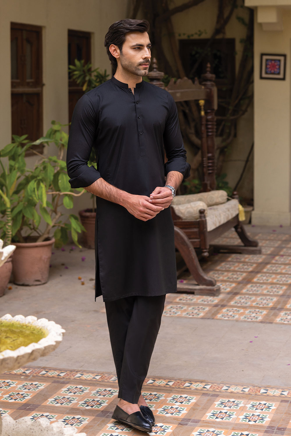 Black Wash-and-Wear Kurta Pajama (2-Piece) - Image 3