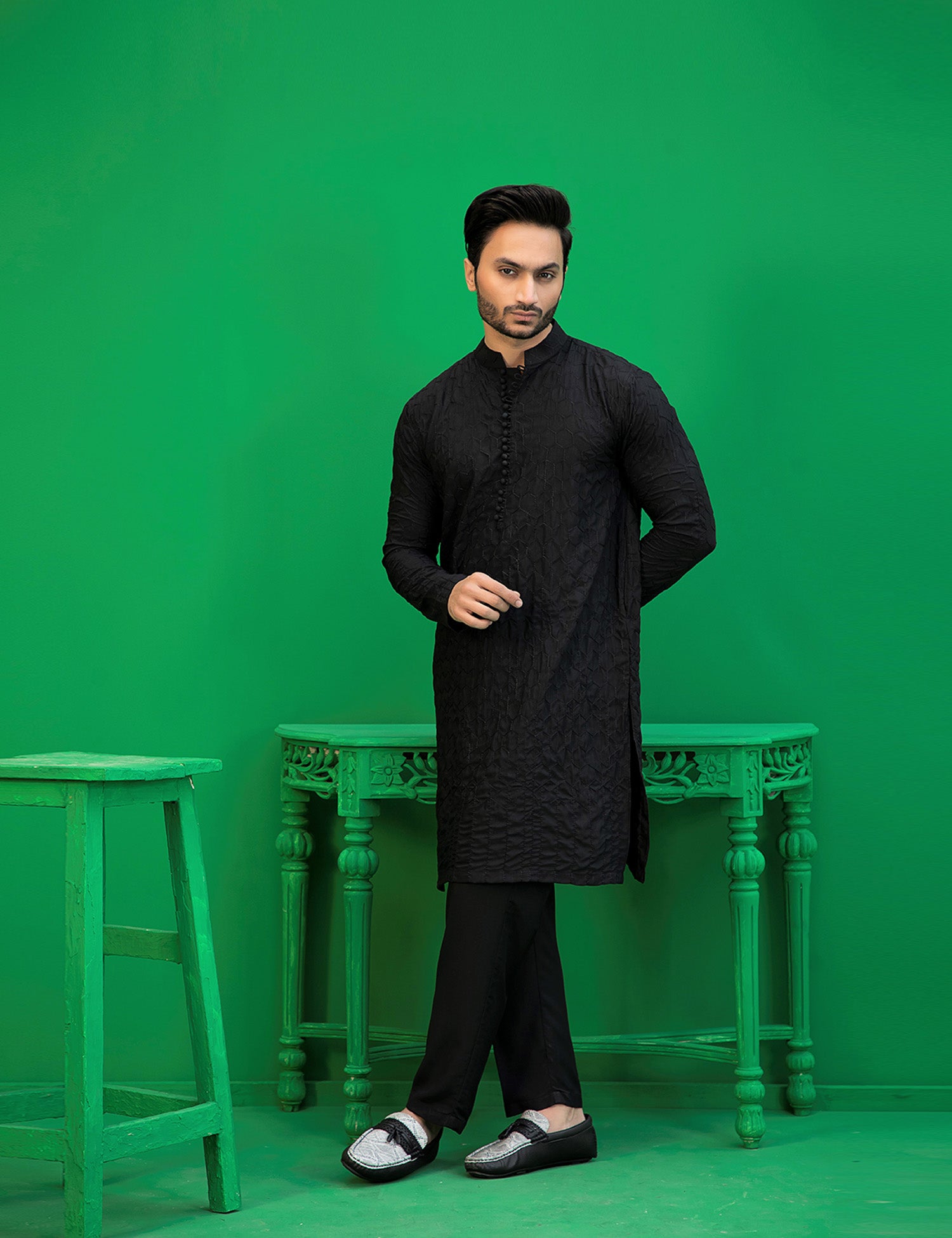 Black Embroidered Wash N Wear Kurta Pajama (2-Piece) - Image 3