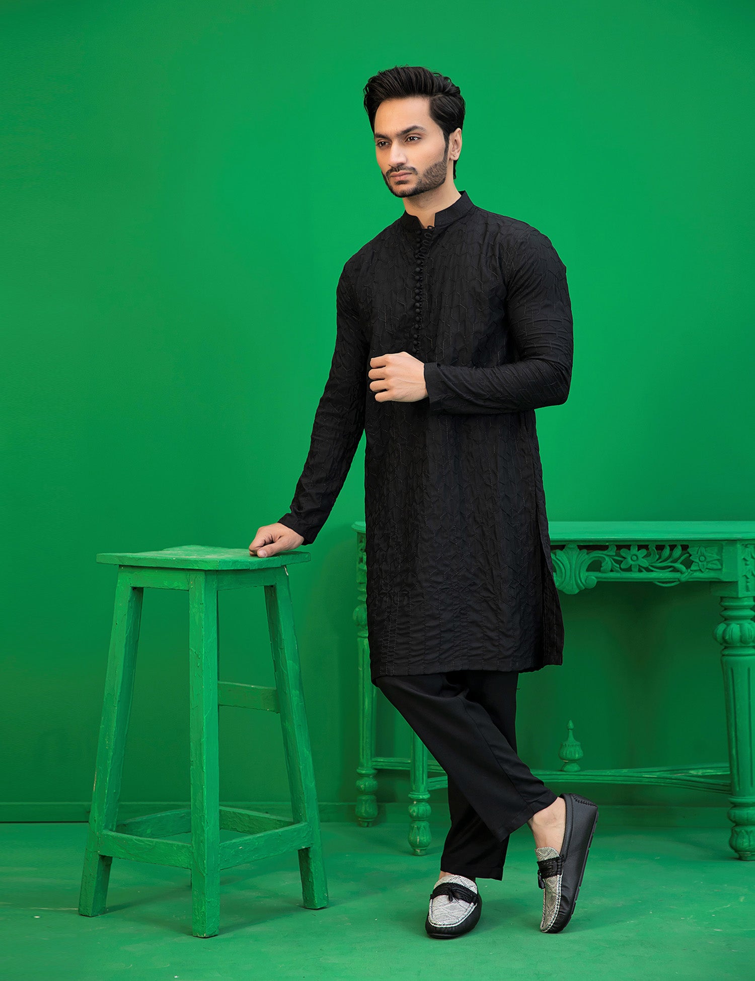 Black Embroidered Wash N Wear Kurta Pajama (2-Piece) - Image 4