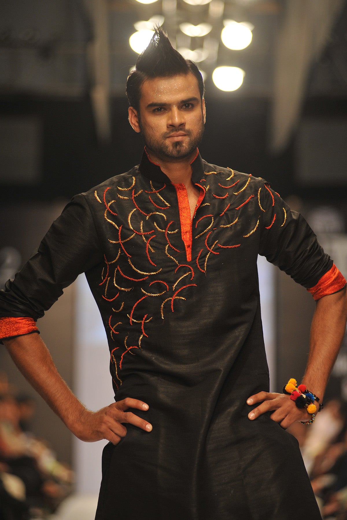 Black Embroidered Silk-Blend Kurta (2-Piece) - Image 2