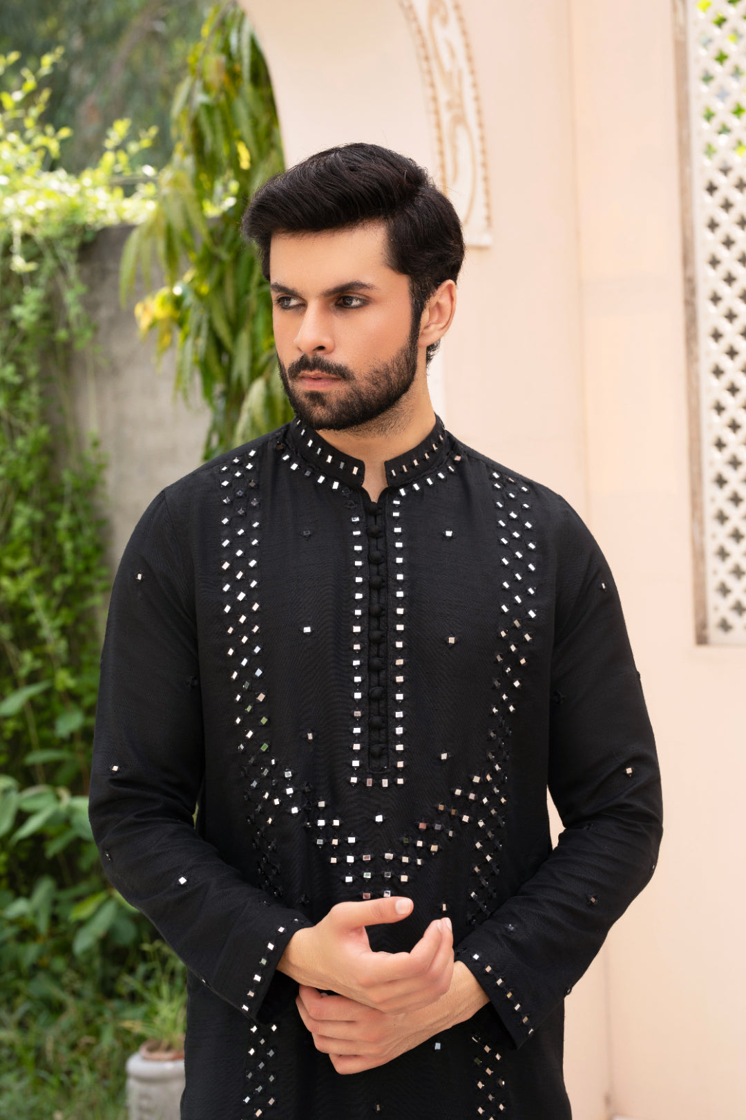 Black Shisha Embroidered Silk Kurta Pajama (2-Piece) - Image 3