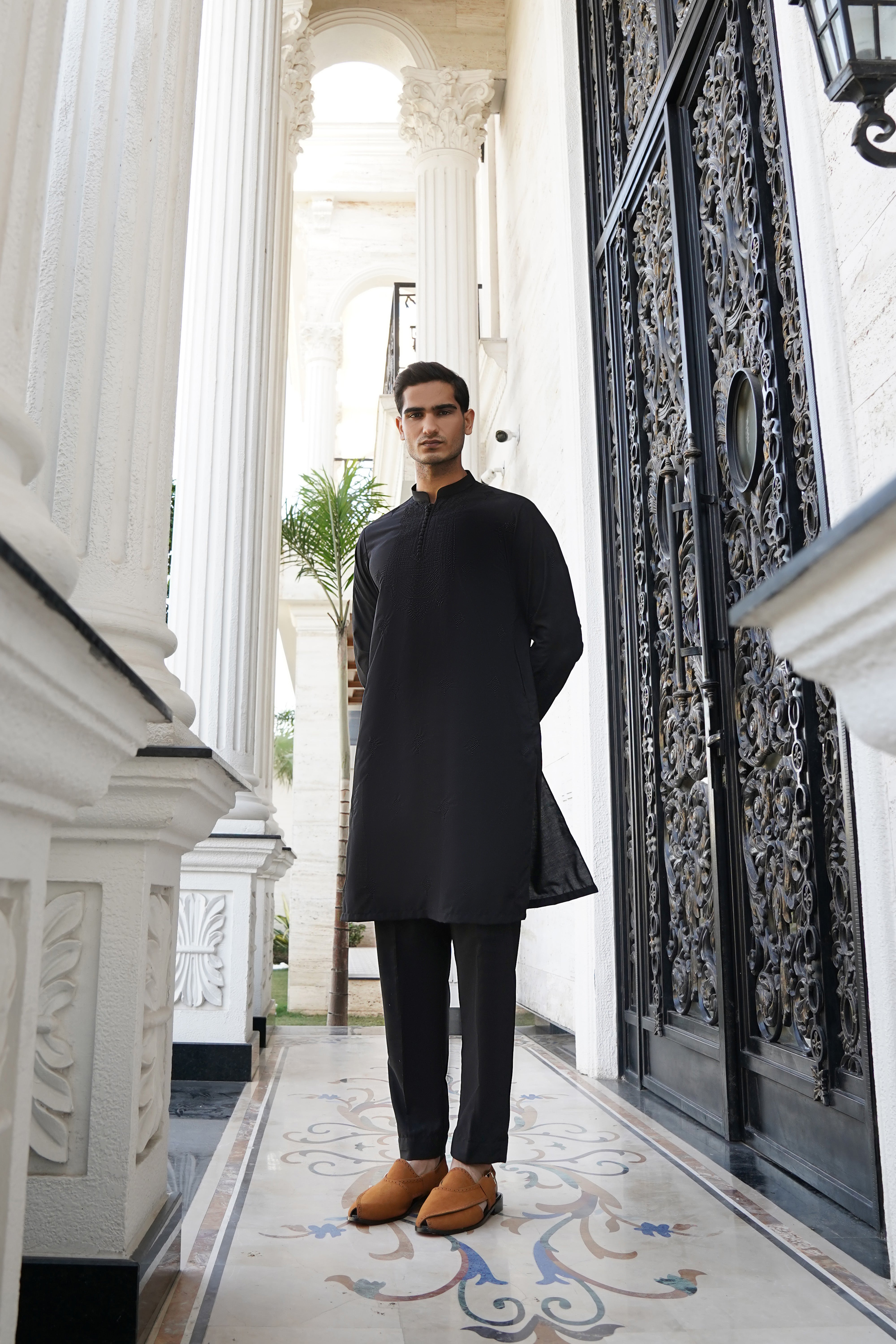 Midnight Black Embroidered Cotton-Silk Kurta Set (2-Piece) - Image 1