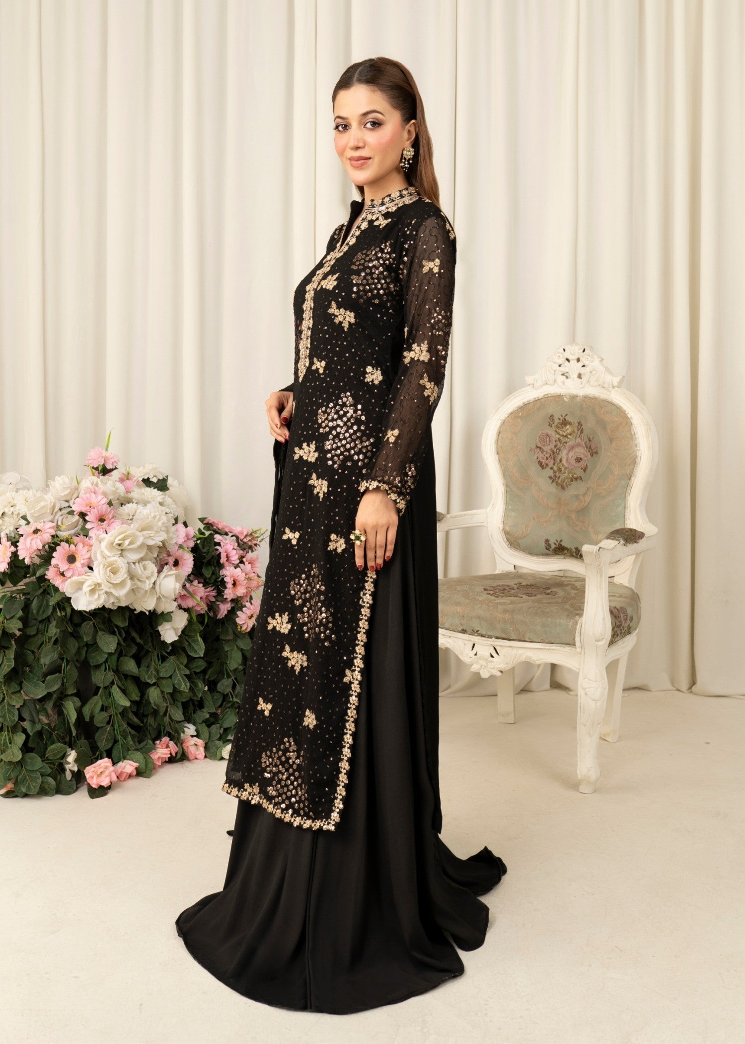 Pakistani Black Embroidered Chiffon Lehenga Set (3-Piece) - Image 2