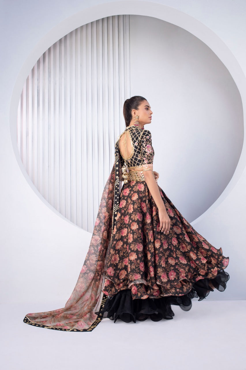 Pakistani Black Floral Embroidered Khaddi Silk Lehenga Choli (3-Piece) - Image 3