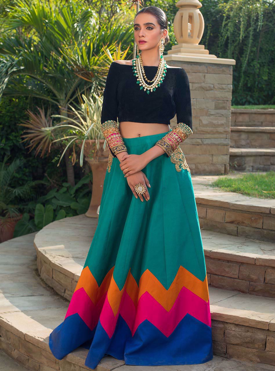 Pakistani Black Velvet Embroidered Choli with Chevron Lehenga (2-Piece) - Image 4