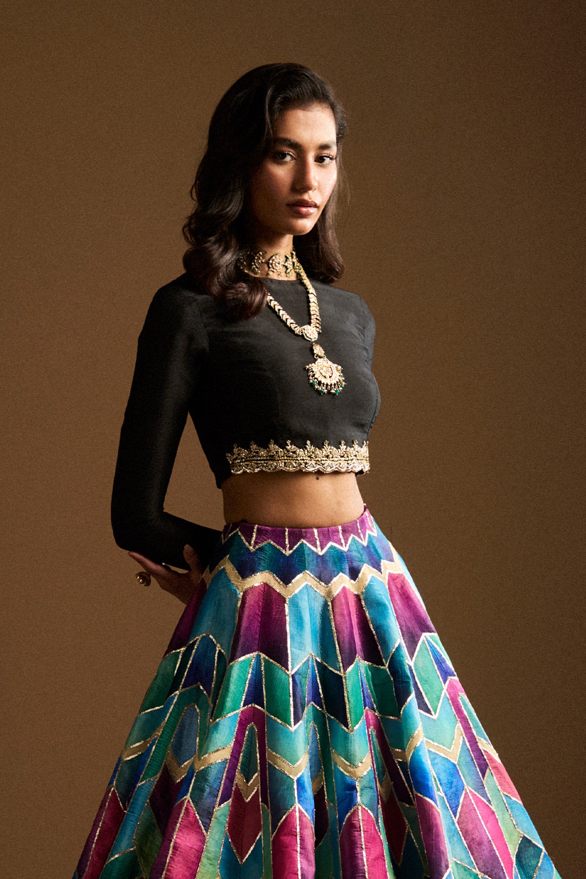 Pakistani Black Zardozi Raw Silk Choli & Velvet Lehenga (2-Piece) - Image 3