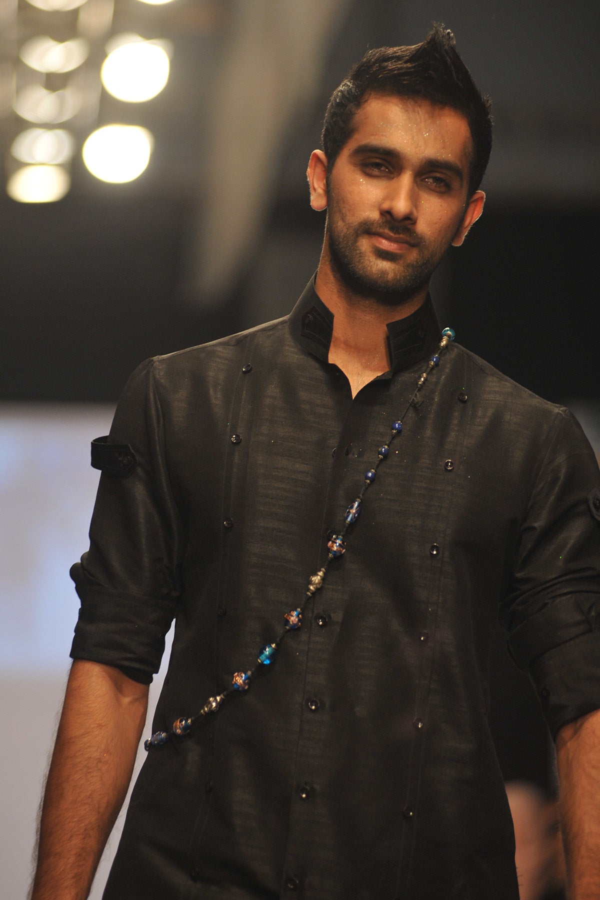 Black Beaded Textured Kurta (2-Piece) - Image 2